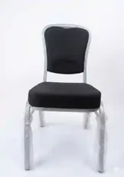 Location de Chaises Pour Tous vos Évènements à Dakar