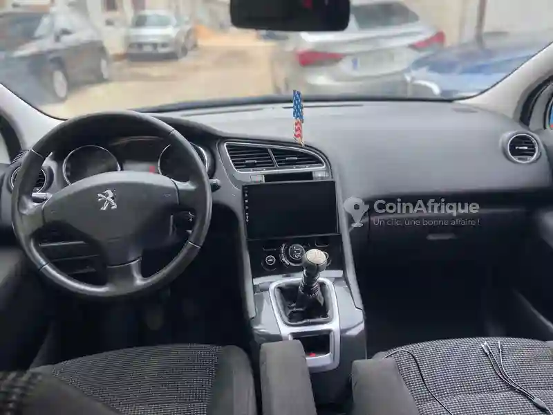 Peugeot 5008 2016 - Vue 1